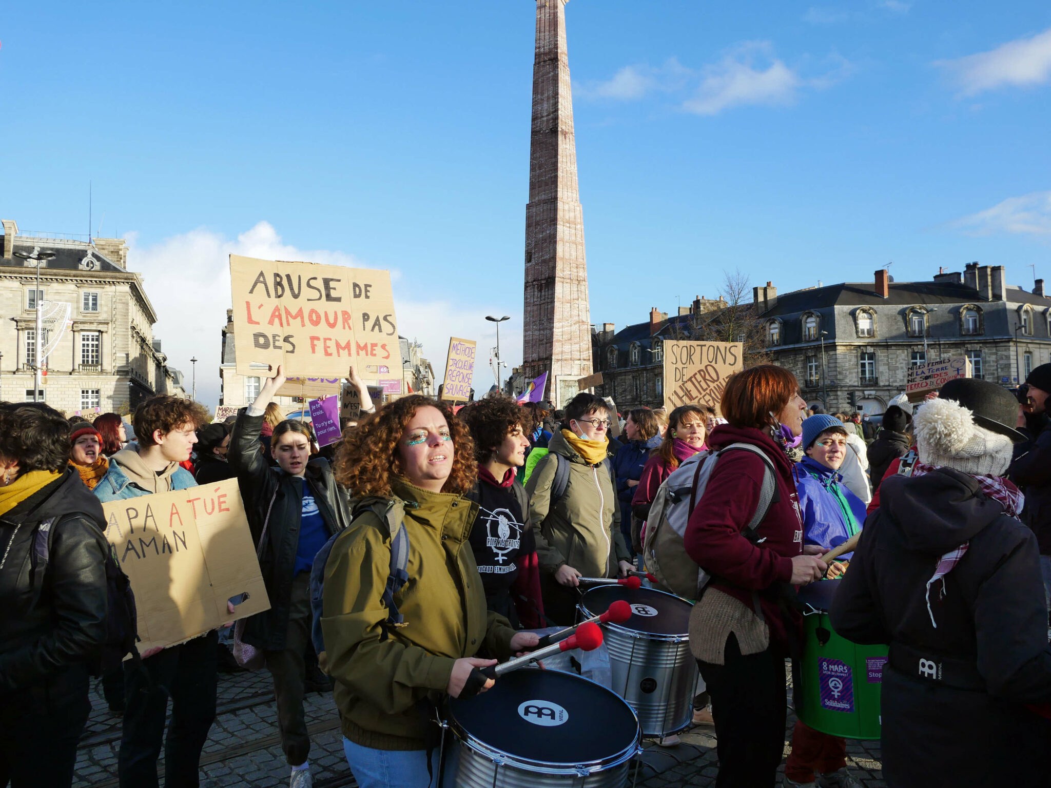 L’appel à manifestation #NousToutes estime qu’ “à quelques mois de la présidentielle, nous dirons notre détermination à faire de la lutte contre les violences sexistes et sexuelles une vraie priorité gouvernementale”.